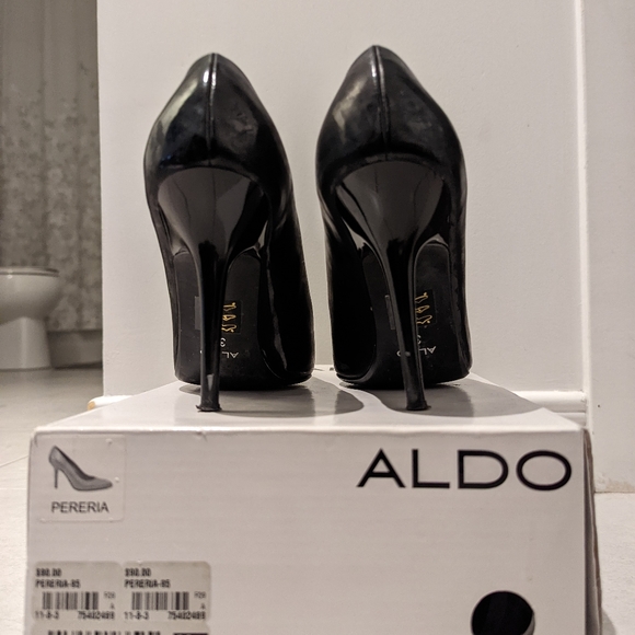 Aldo Pereria black patent pump - Picture 3 of 4